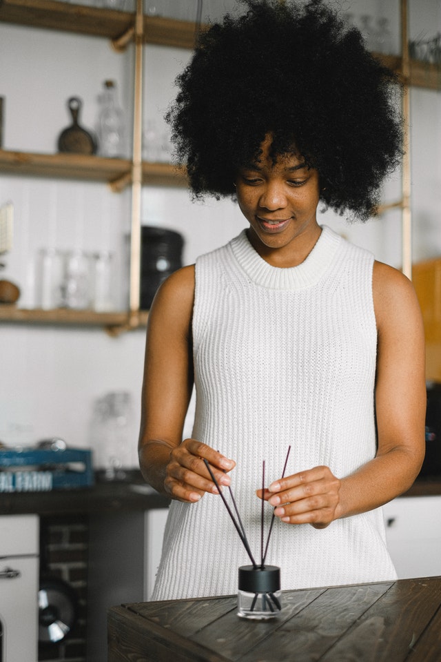 Give Your Office Its Scent With Wholesale Organic Oils